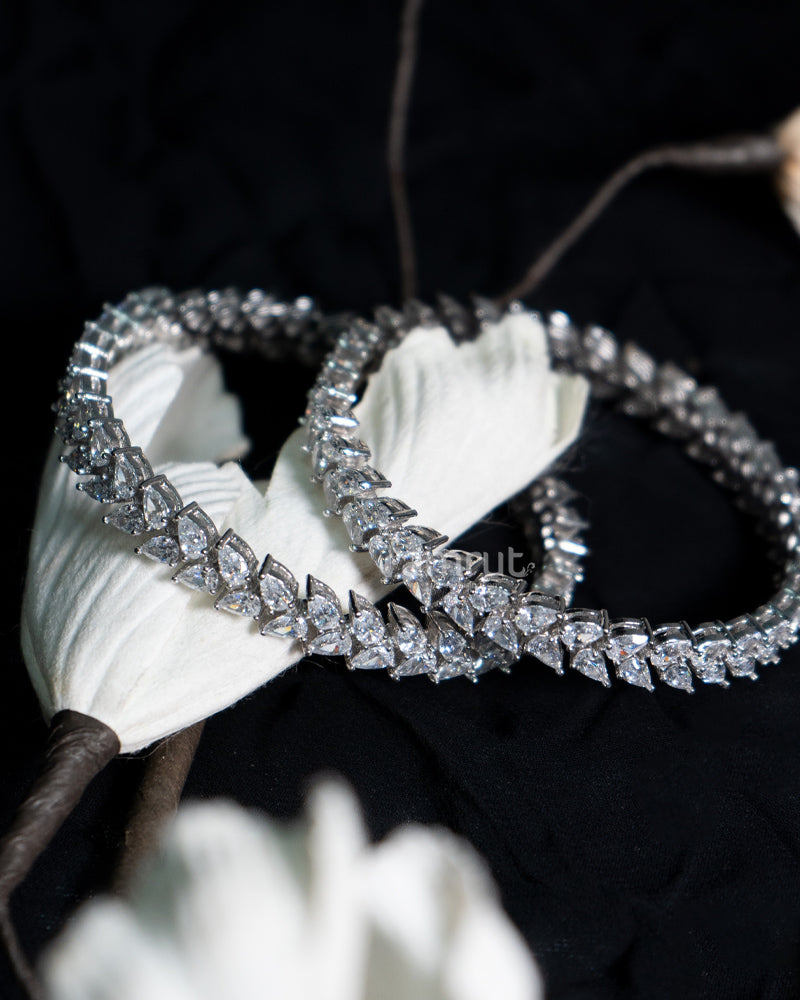 925 Silver Stone-studded With Premium Zirconia Bangles Set – AMRUT