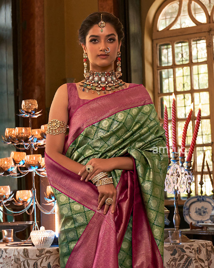 Green and Pink Paisley Woven Border Kanjeevaram Silk Saree with Unstitched Blouse 02