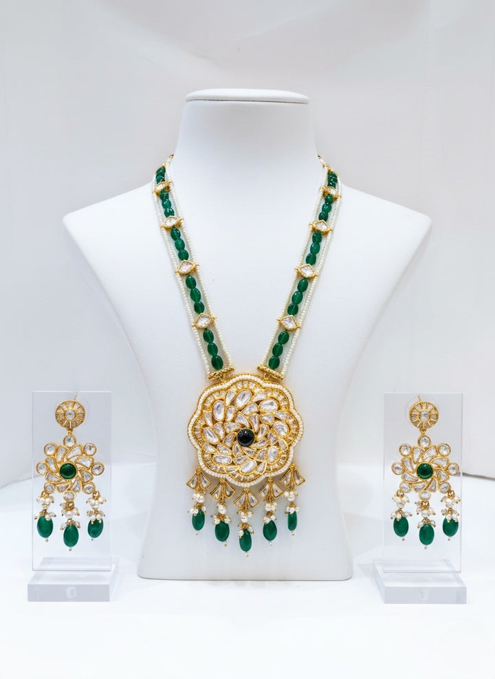 Emerald Green Kundan Polki Necklace Set with Pearls – Luxe Heritage Bridal Jewelry