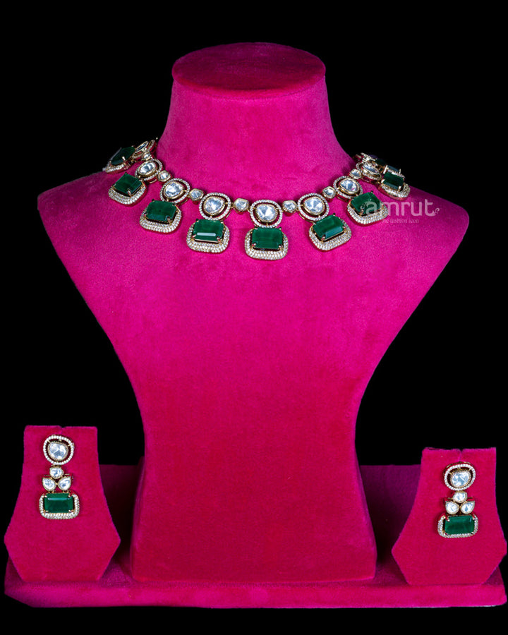 Emerald Green Gemstone Gold-Toned Choker Necklace and Earrings