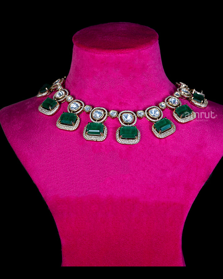 Emerald Green Gemstone Gold-Toned Choker Necklace and Earrings