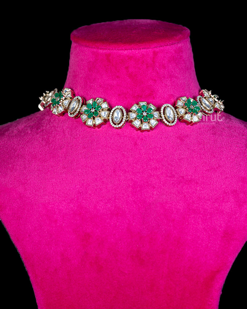 Gold-Toned Choker Necklace with Emerald Green Gemstones and Diamond Clusters and Earrings