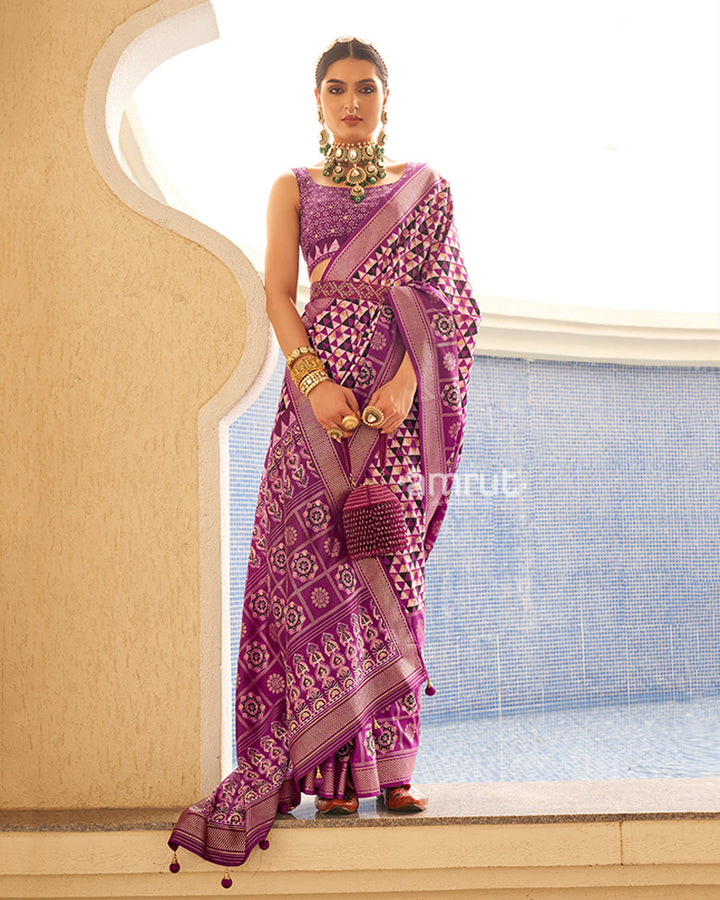 Pink & White Geometric Printed Embellished Zari Border Silk Saree with Unstitched Blouse