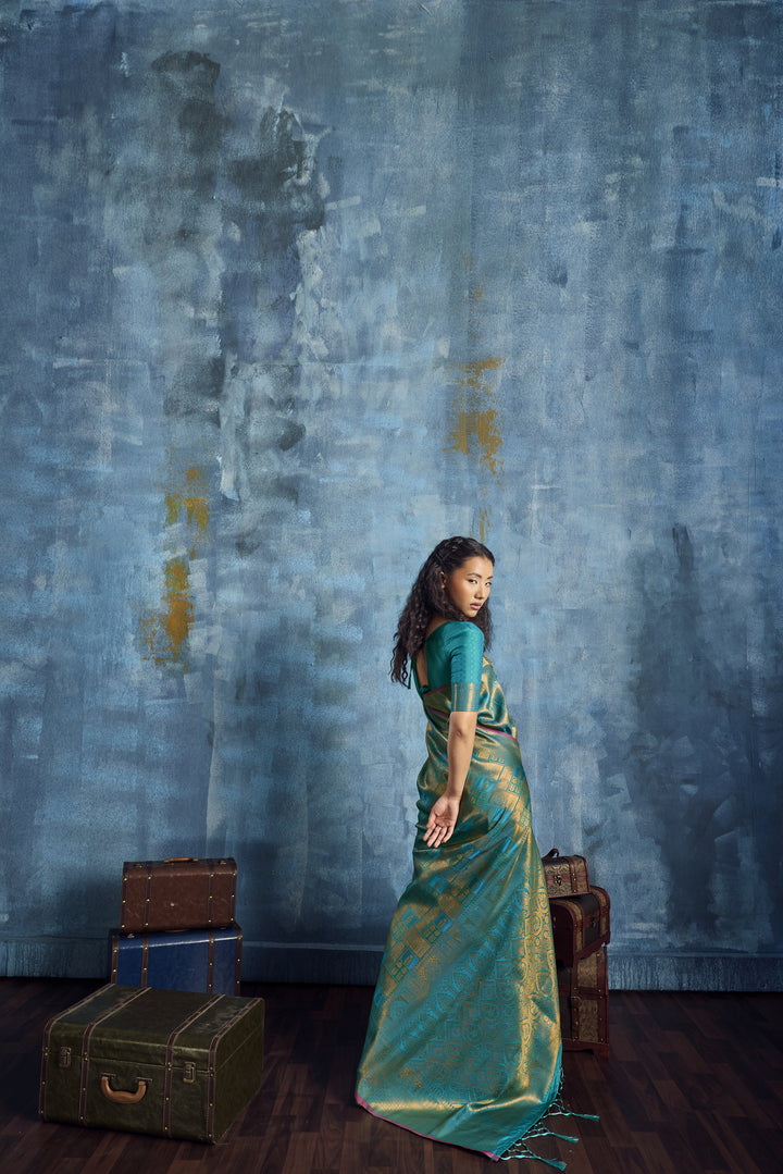 Teal Green Handloom Silk Saree with Gold Zari Weaving & Contrast Border