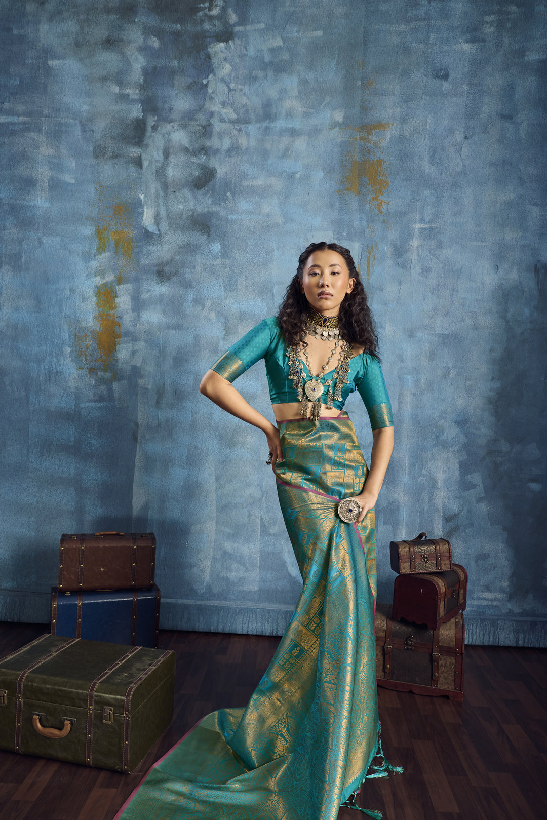Teal Green Handloom Silk Saree with Gold Zari Weaving & Contrast Border