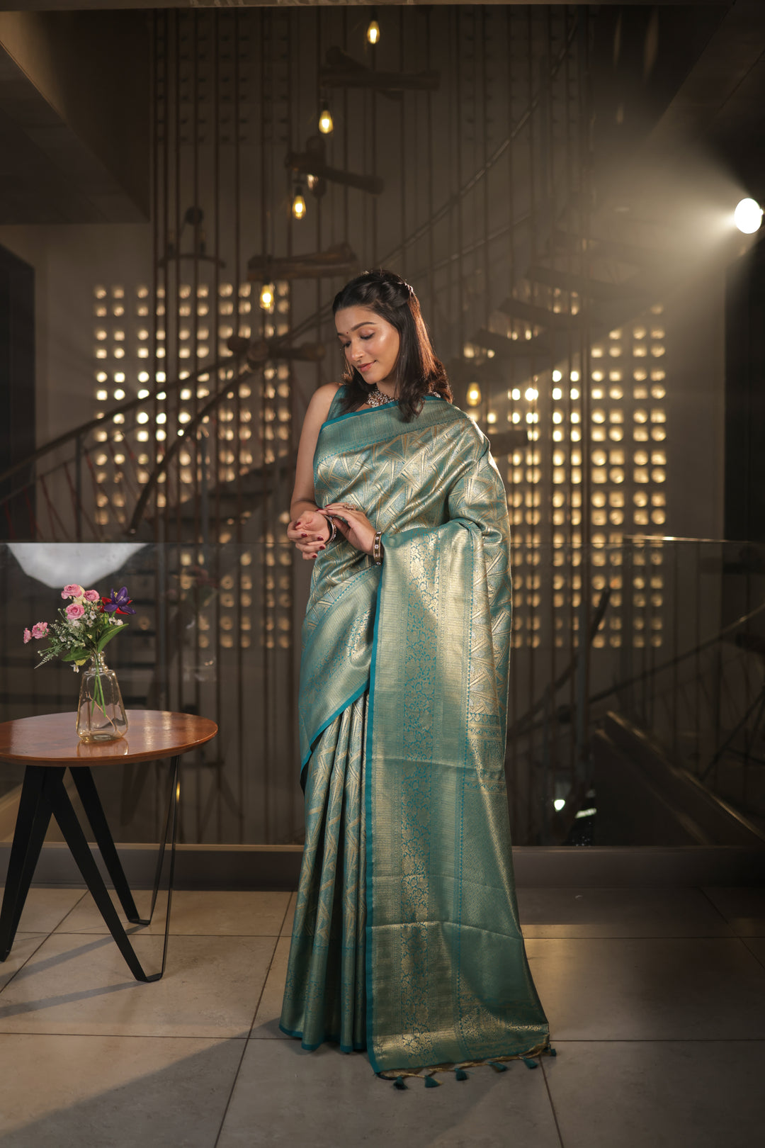 Lustrous Kanjivaram Silk Saree in Aqua Green with Unstitched Blouse