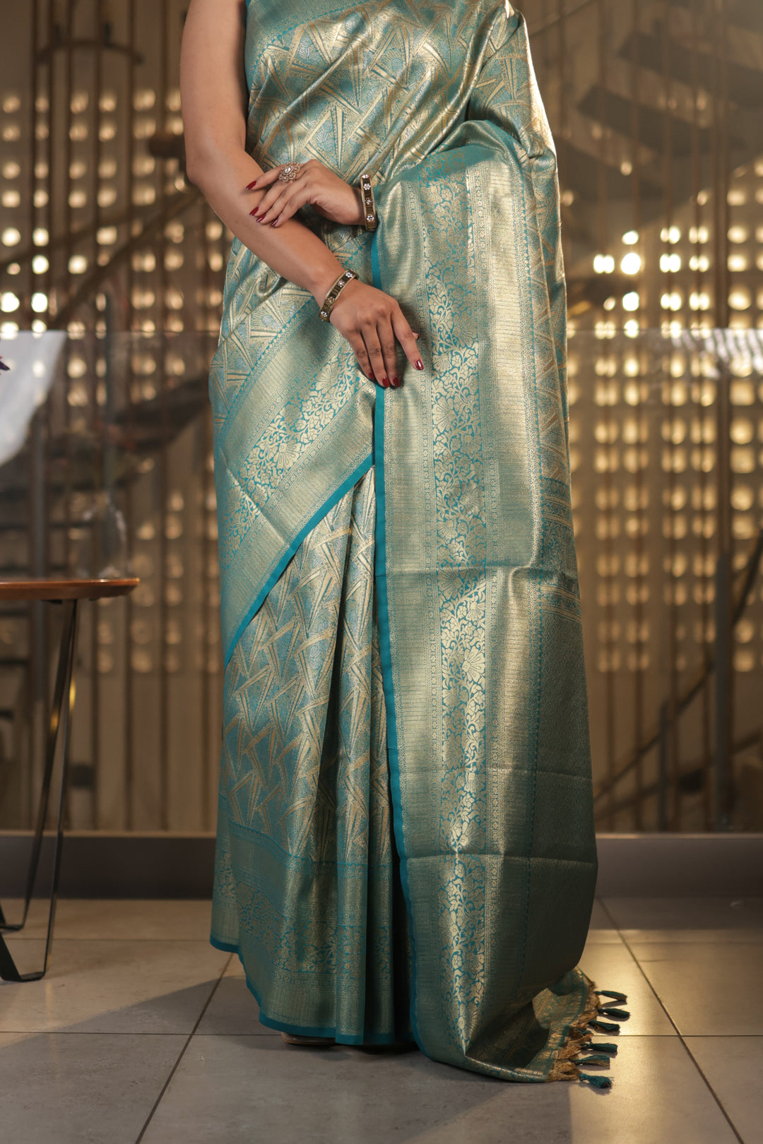 Lustrous Kanjivaram Silk Saree in Aqua Green with Unstitched Blouse