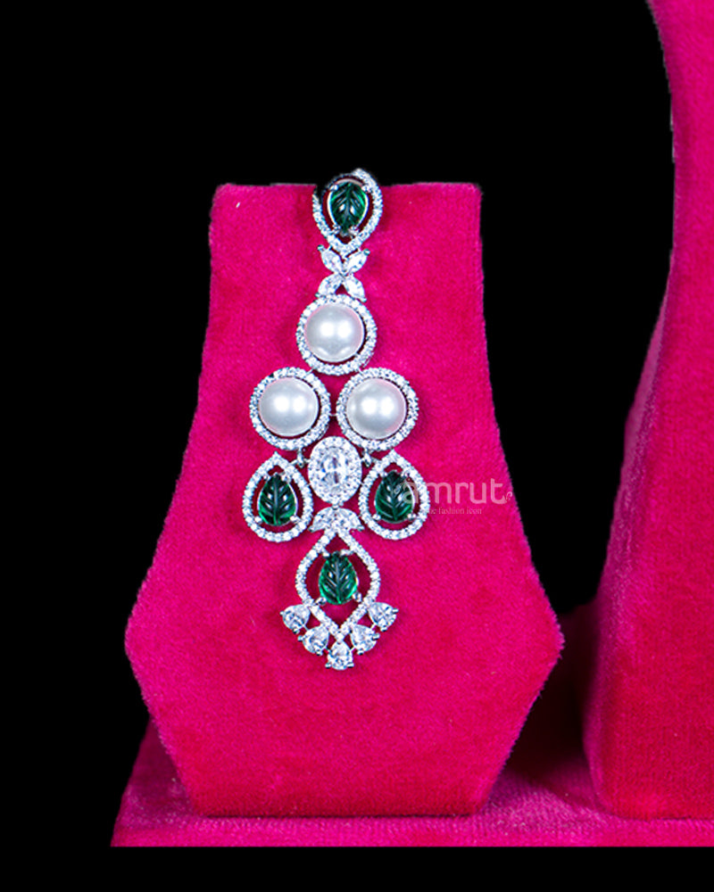 Pearl, Diamond, and Emerald-Cut Green Gemstone Necklace with Earrings Set