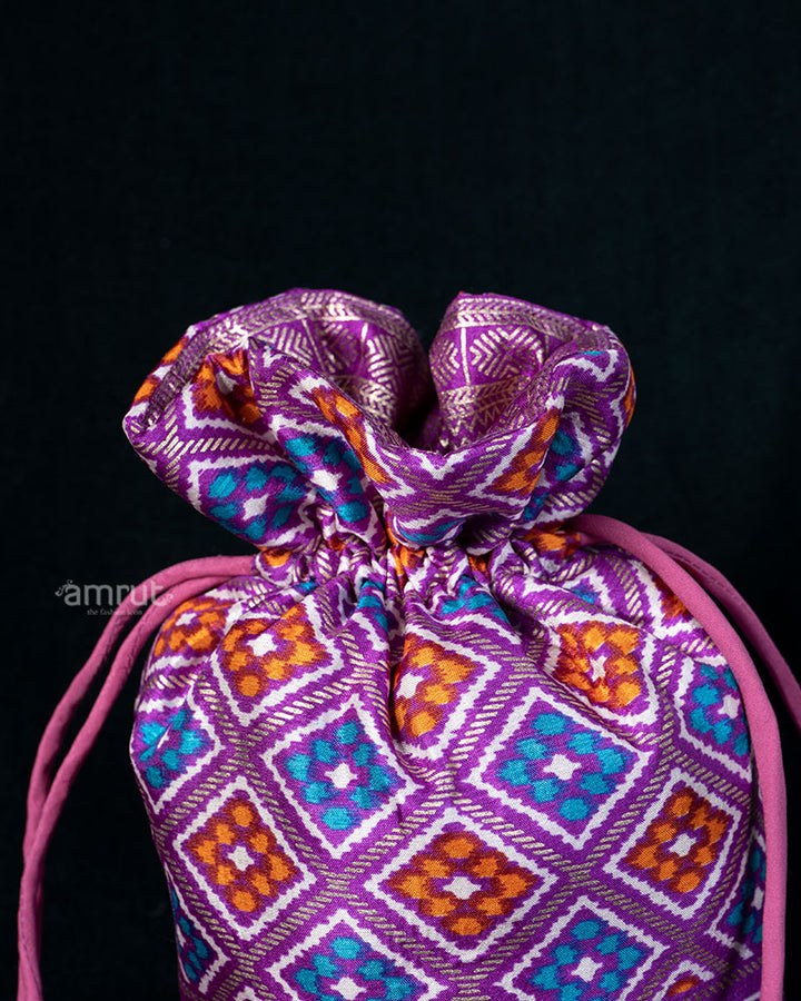 Purple Diamond Pattern Printed Potli Bag with Reddish Pink Drawstrings