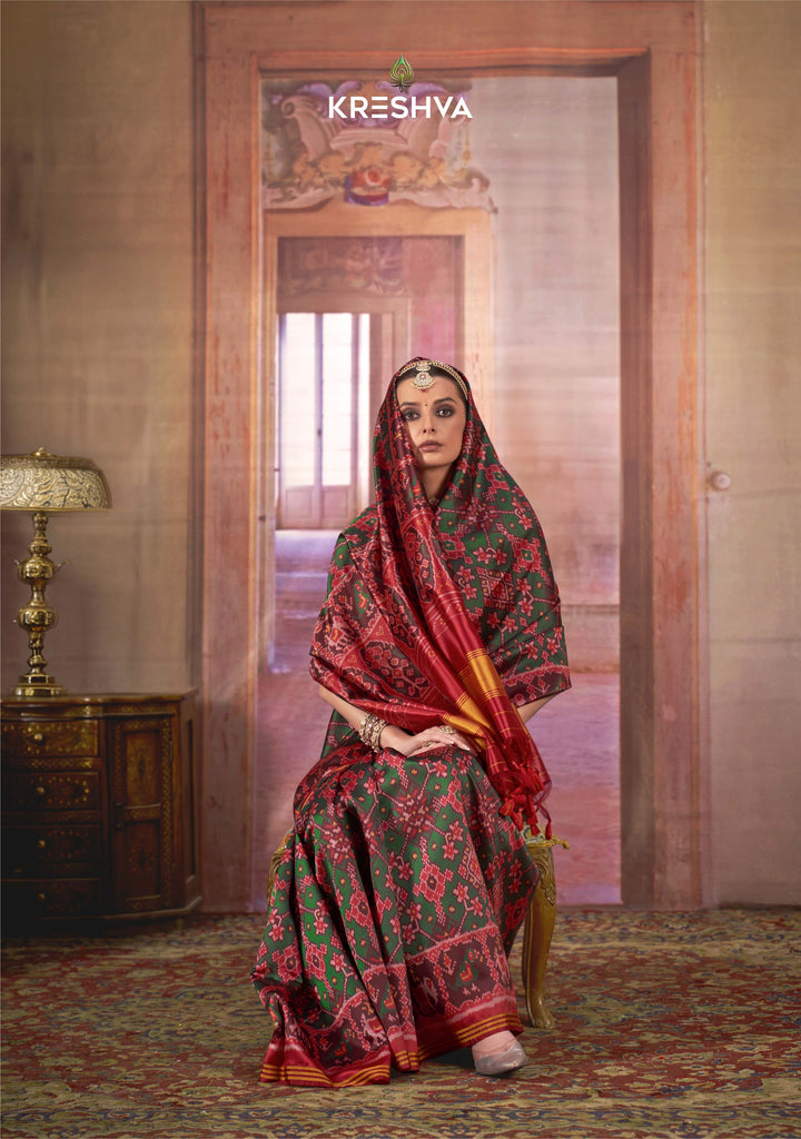 Royal Green & Maroon Patan Patola Soft Silk Saree with Traditional Ikat Weaving P12