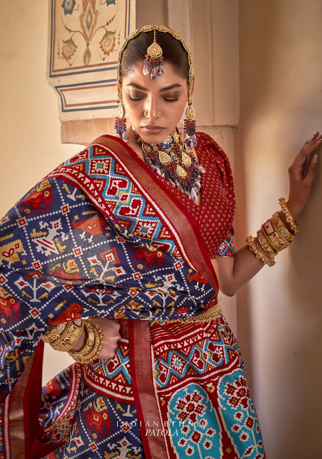 Red & Navy Patola Silk Saree with Intricate Geometric Weav, Paired with a Matching Blouse