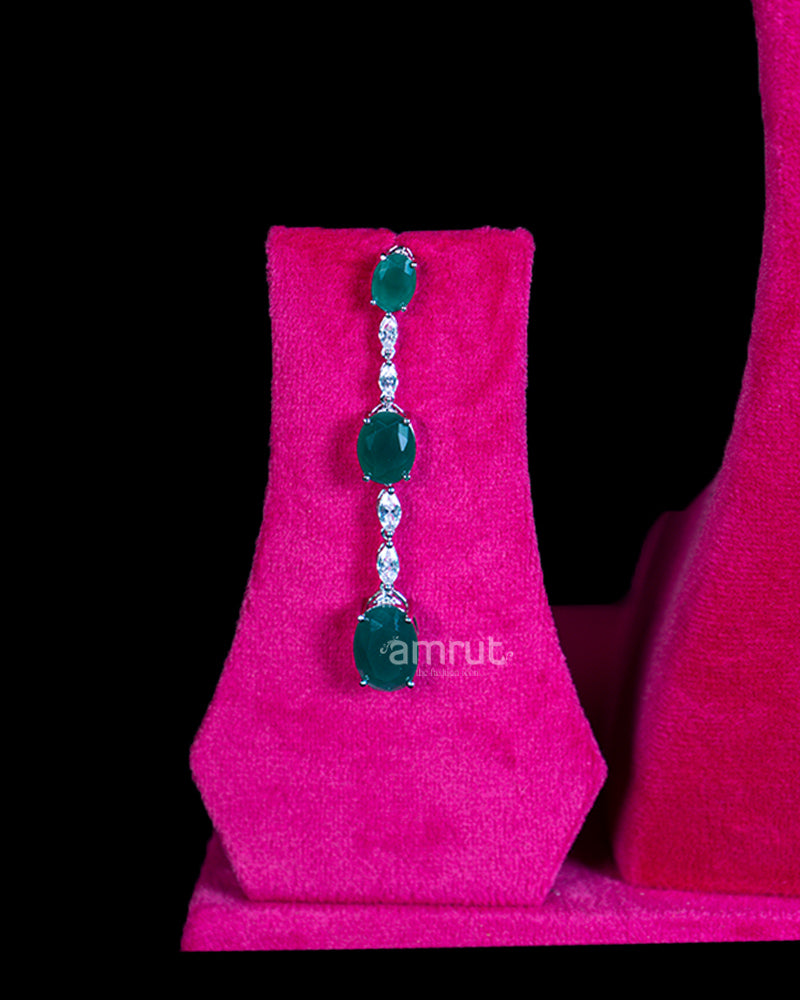 Silver-Toned Necklace with Dark Green Gemstones and Earrings