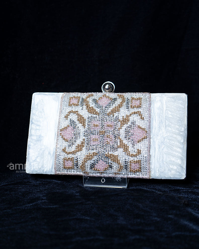 Beaded Ivory with Tassel and Shell Detail clutches  01