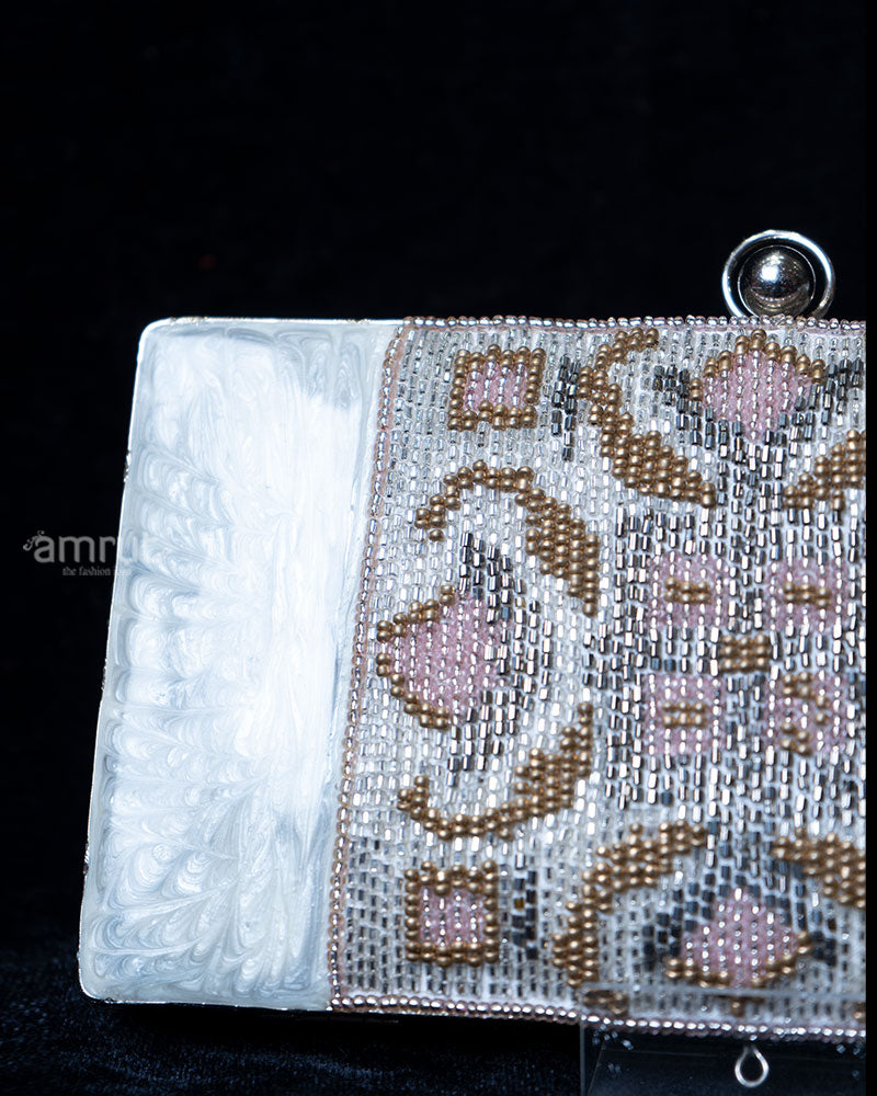 Beaded Ivory with Tassel and Shell Detail clutches  02