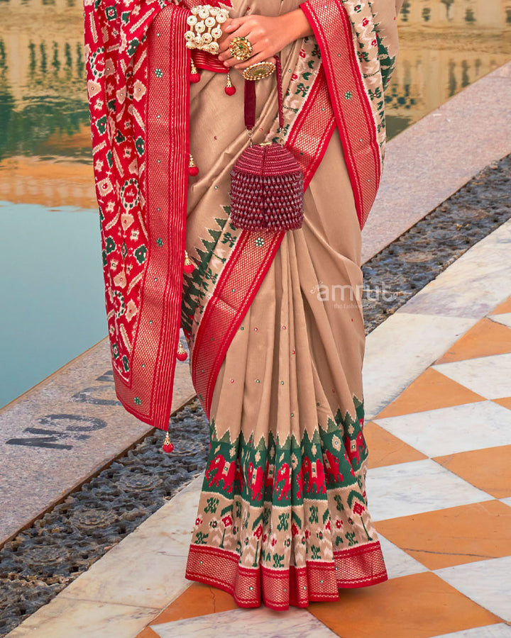 Beige Elephants and Ikat Printed Saree With Contrast Border