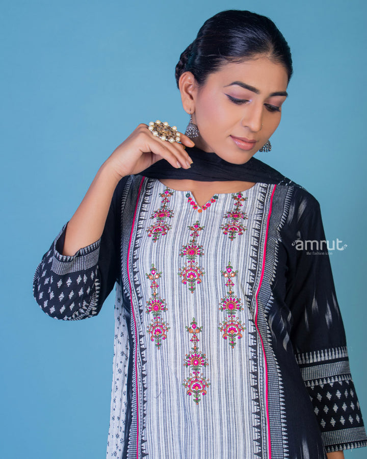 Black Comfy Cotton Kurta Set and Dupatta With Embroidery Details