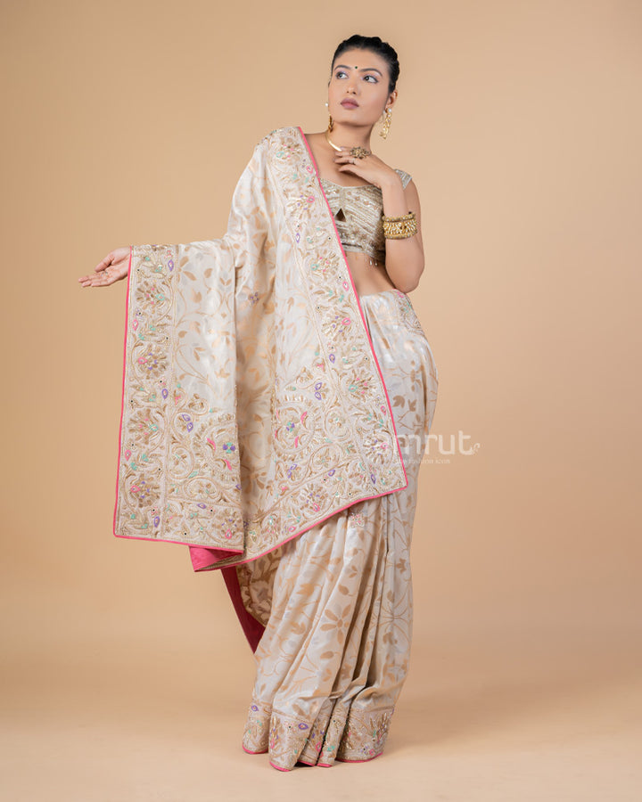 Cream Banarasi Jacquard Silk Saree With Unstitched Blouse