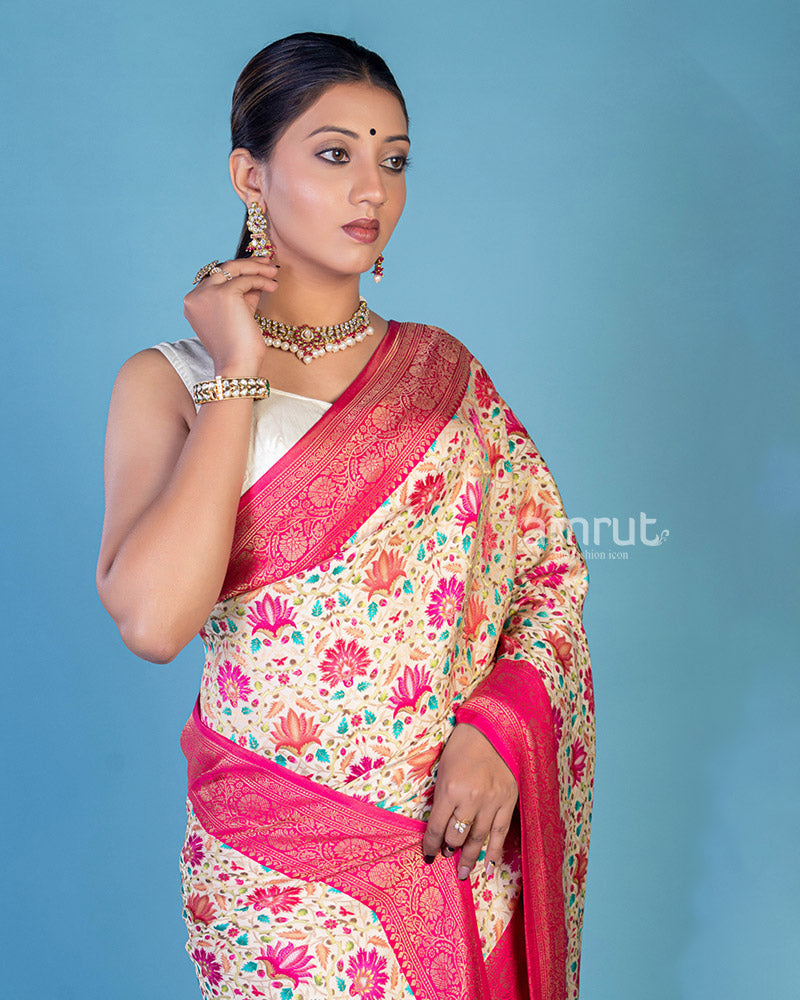 Cream Floral Woven Silk Saree With Unstitch Blouse