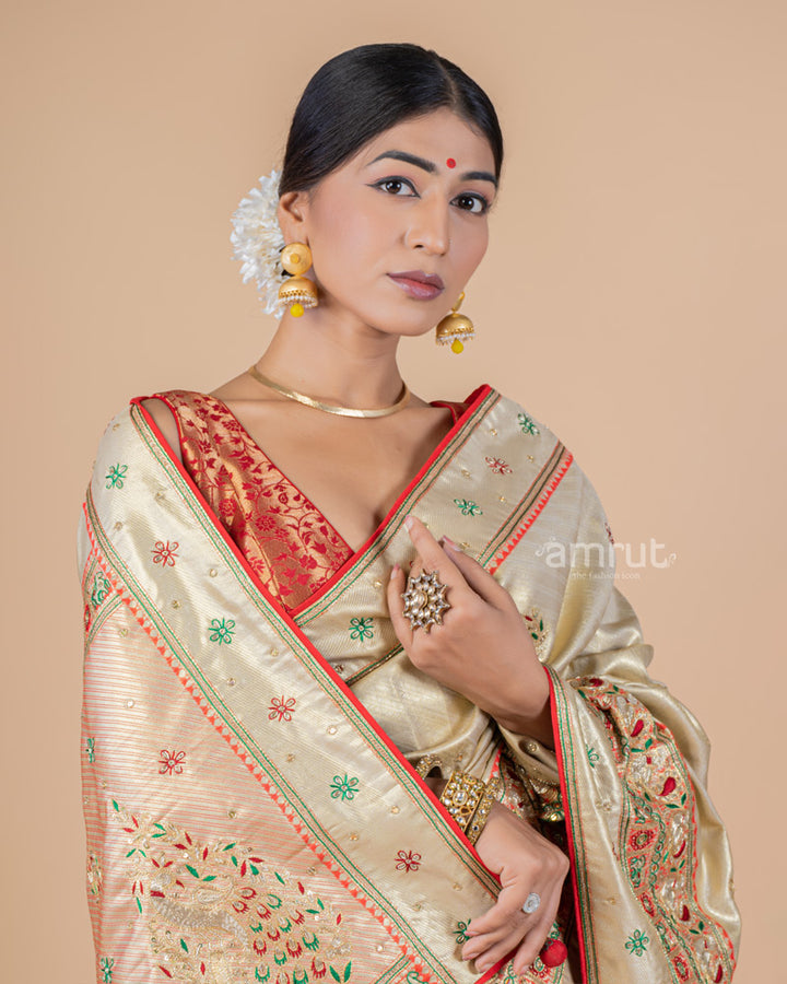 Cream Silk Saree With Embroidered Pallu With Unstitched Blouse