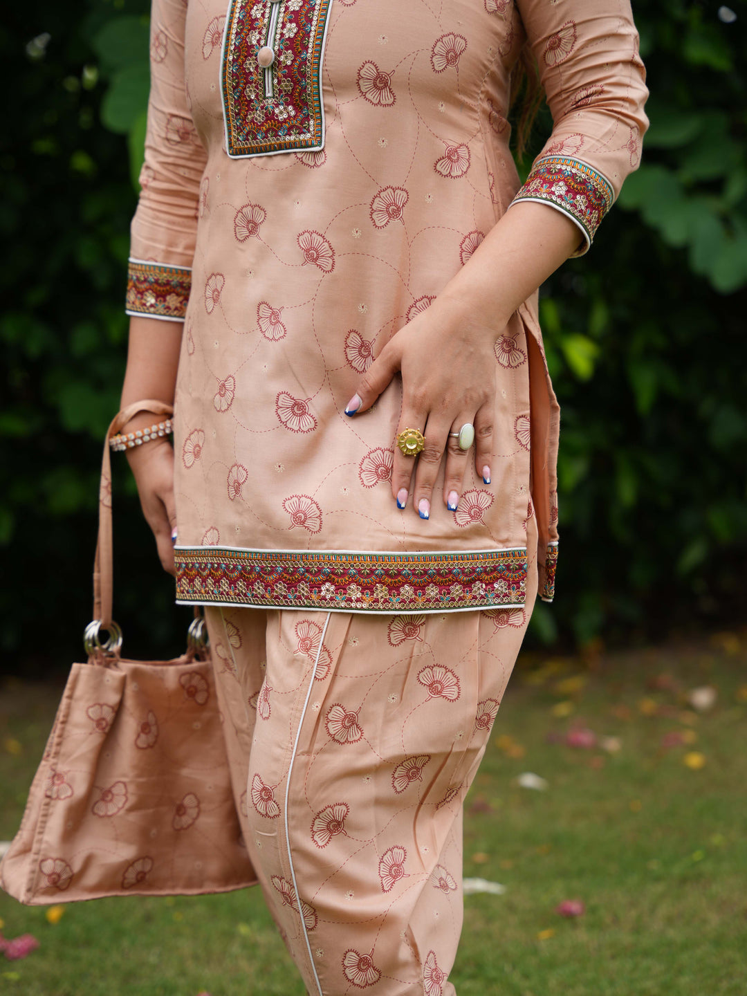 Star Light Pink Printed Cotton Kurta-Pant Set with Matching Handbag