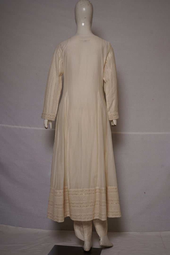 Ivory White Embroidered Straight Kurta Set with Dupatta