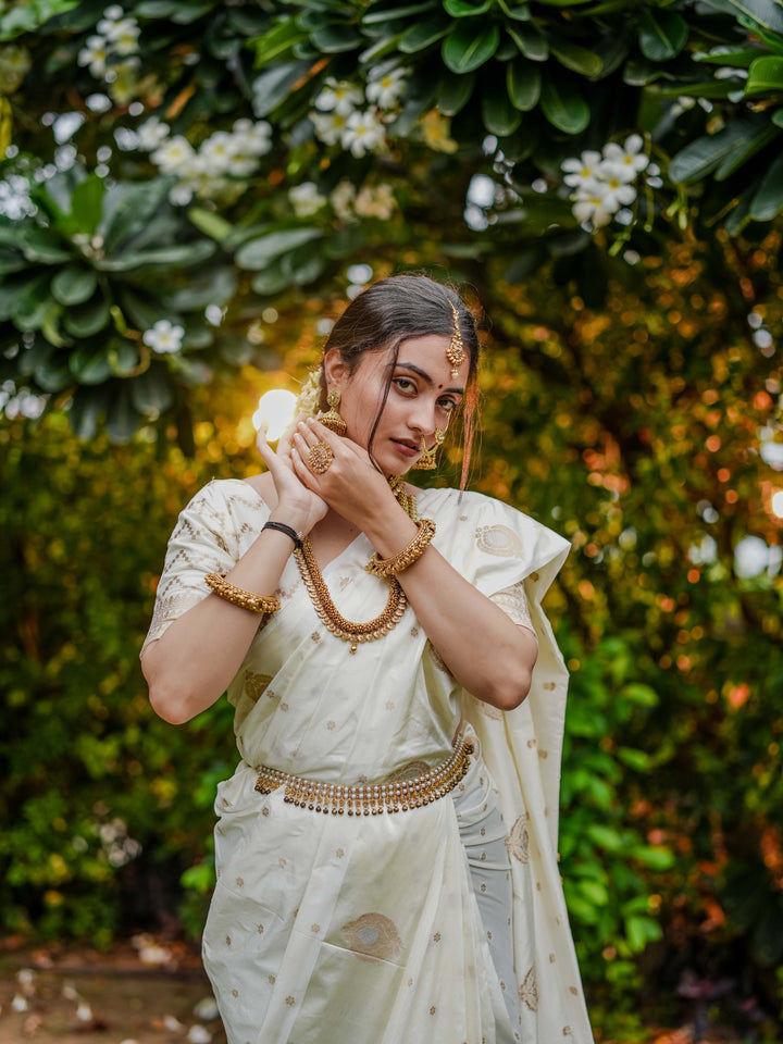 Elegant Off-White Soft Silk Saree Golden Zari with Unstitched Blouse