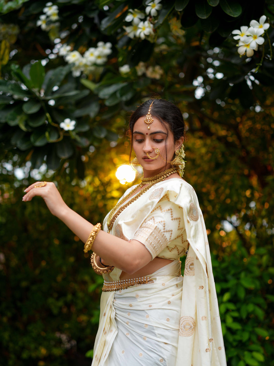 Elegant Off-White Soft Silk Saree Golden Zari with Unstitched Blouse