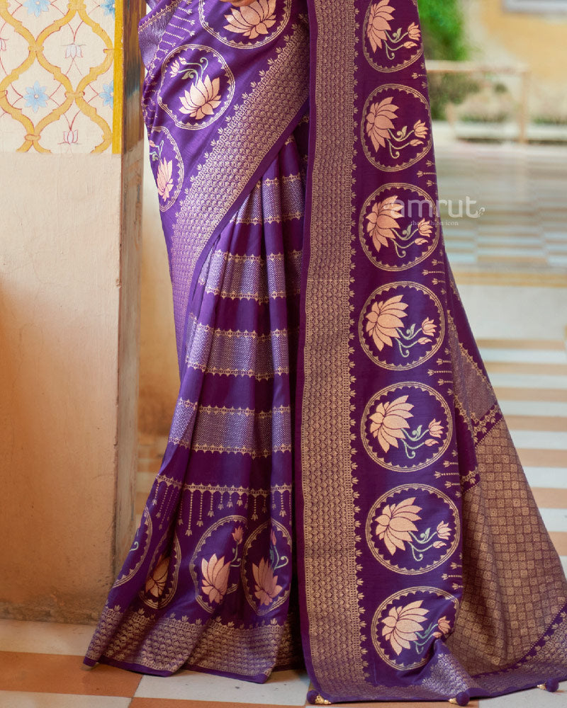 Dark Lavender Floral Printed Saree With Unstitched Blouse