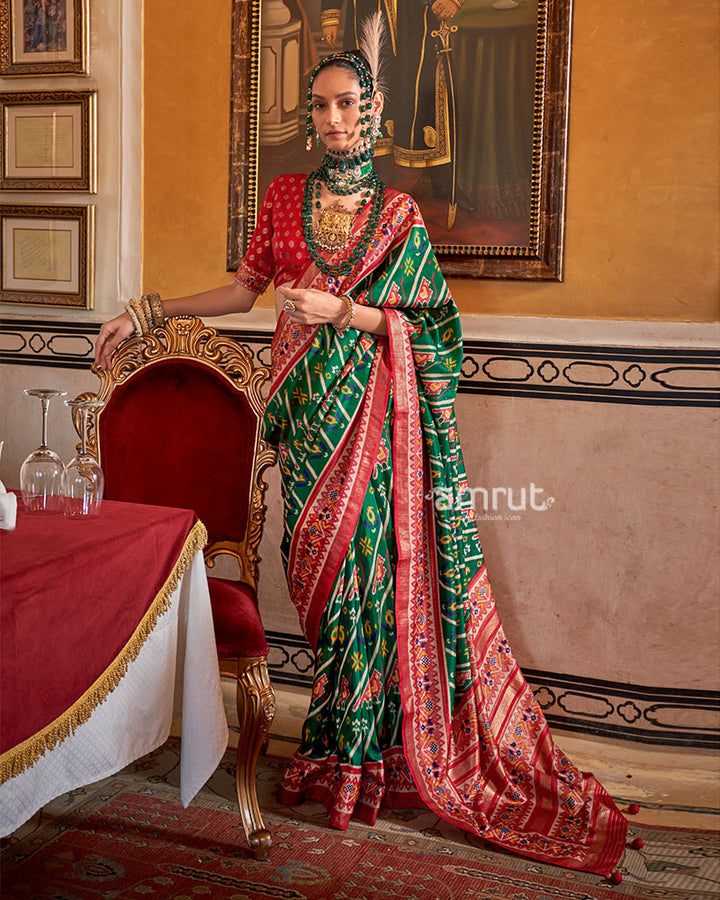 Dark Green Patola Printed Silk Saree with Unstitched Blouse 01