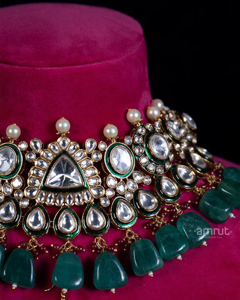 Emerald Green Stones Wedding Necklace with Earrings and Maang Tikka 02