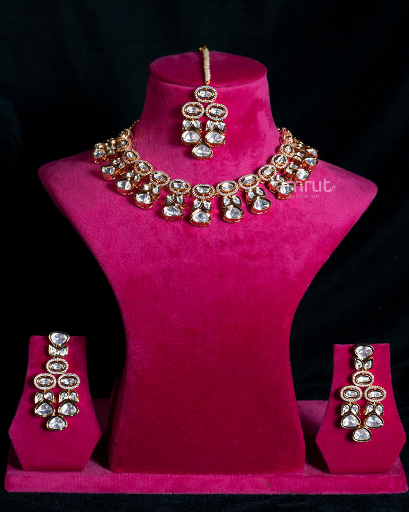 Golden Crystal Necklace Set with Matching Maang Tikka 01