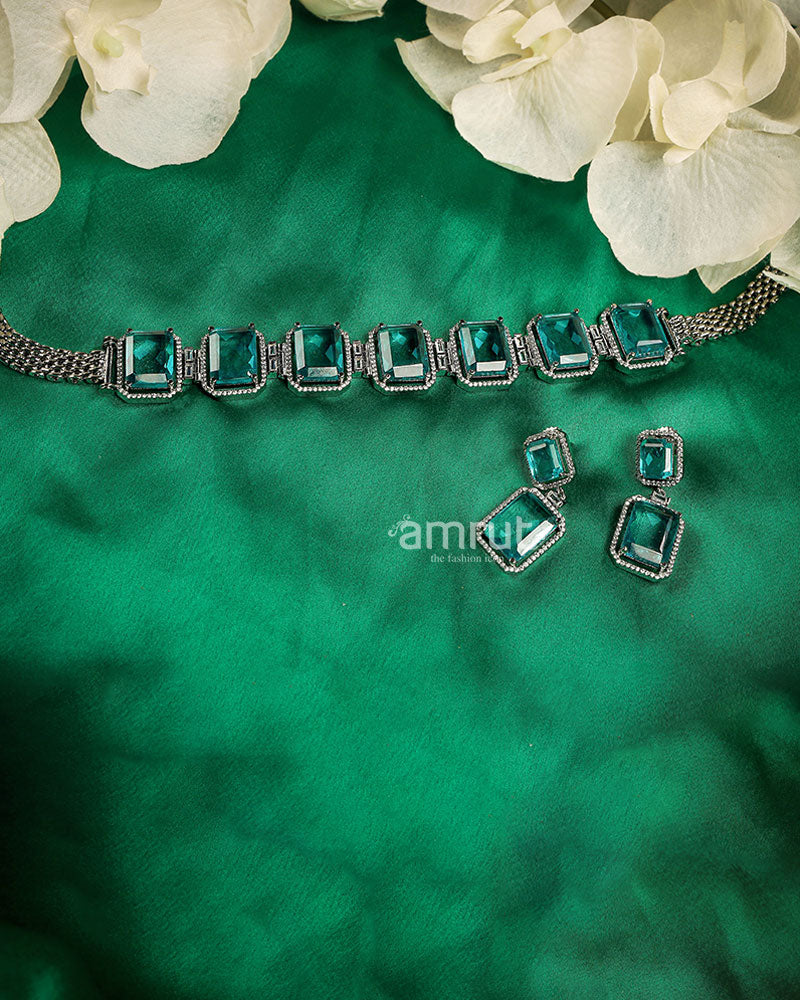 Green Ad Necklace Set With Stud Earrings