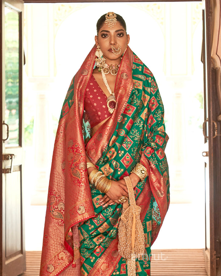 Green Pea With Pink Border Silk Traditional Saree