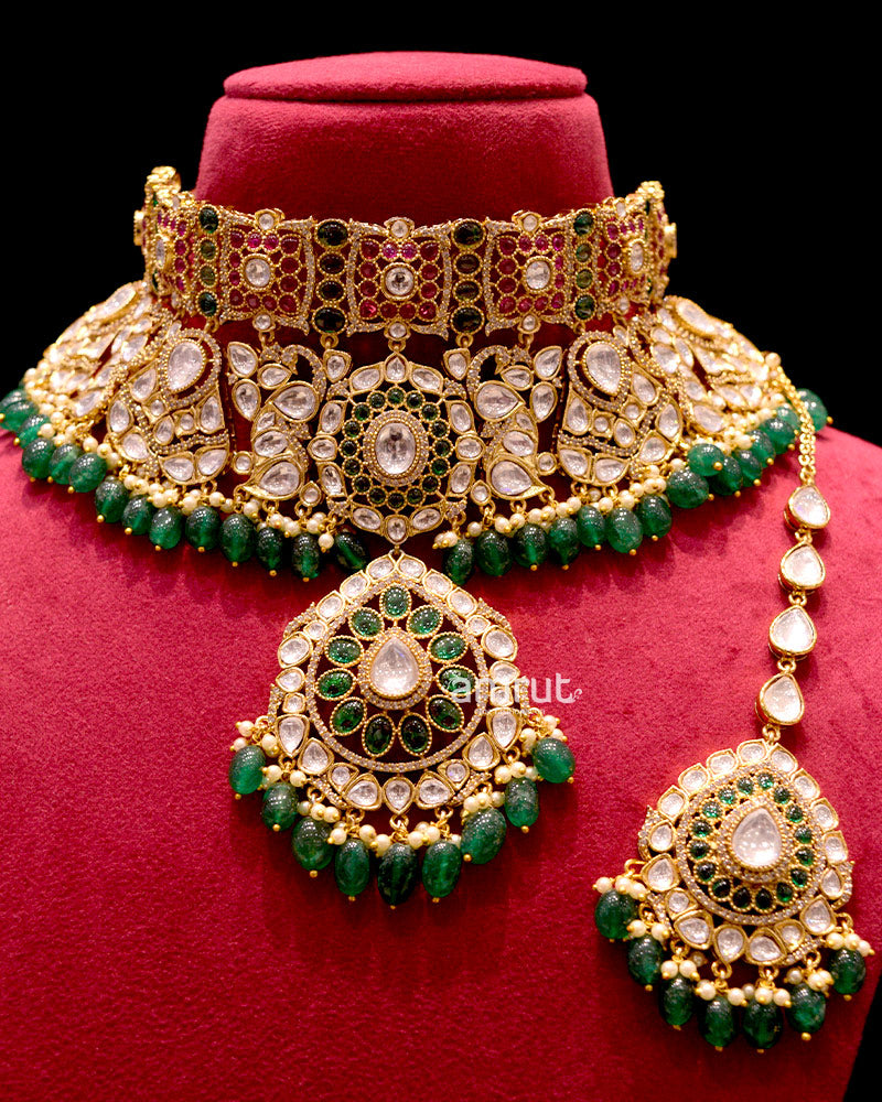 Green Pearls Kundan Necklace Set With Earrings and Maang Tikka