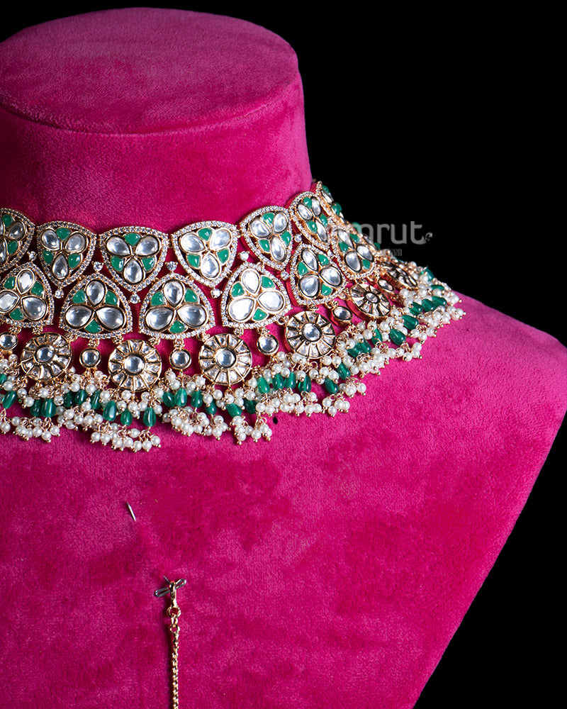 Green Gemstones Emerald and Cascading Pearls Bridal Necklace Set 02