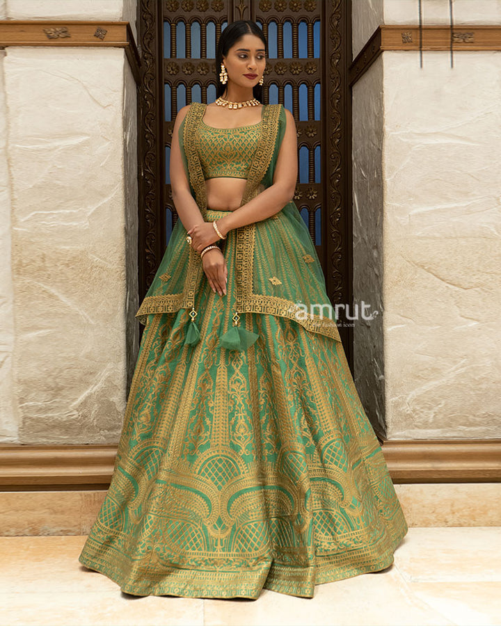 Green Zari Woven Lehenga Set With Net Dupatta 05
