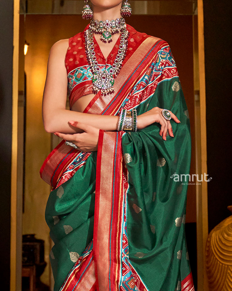 Green and Red Printed Border Traditional Saree with Unstitched Blouse 03