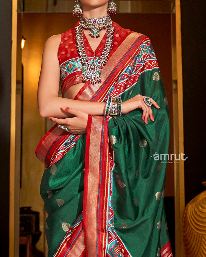 Green and Red Printed Border Traditional Saree with Unstitched Blouse 03