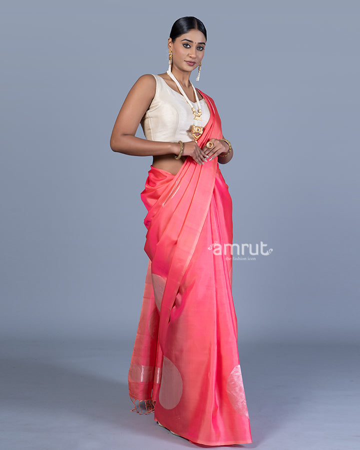 Hot Pink Saree with Golden Zari Woven Pattern with Unstitched Blouse 04