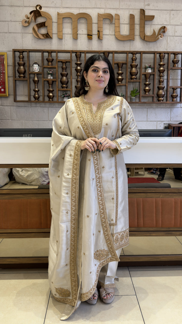 Ivory Embroidered Straight Kurta Pant Set with Designer Dupatta