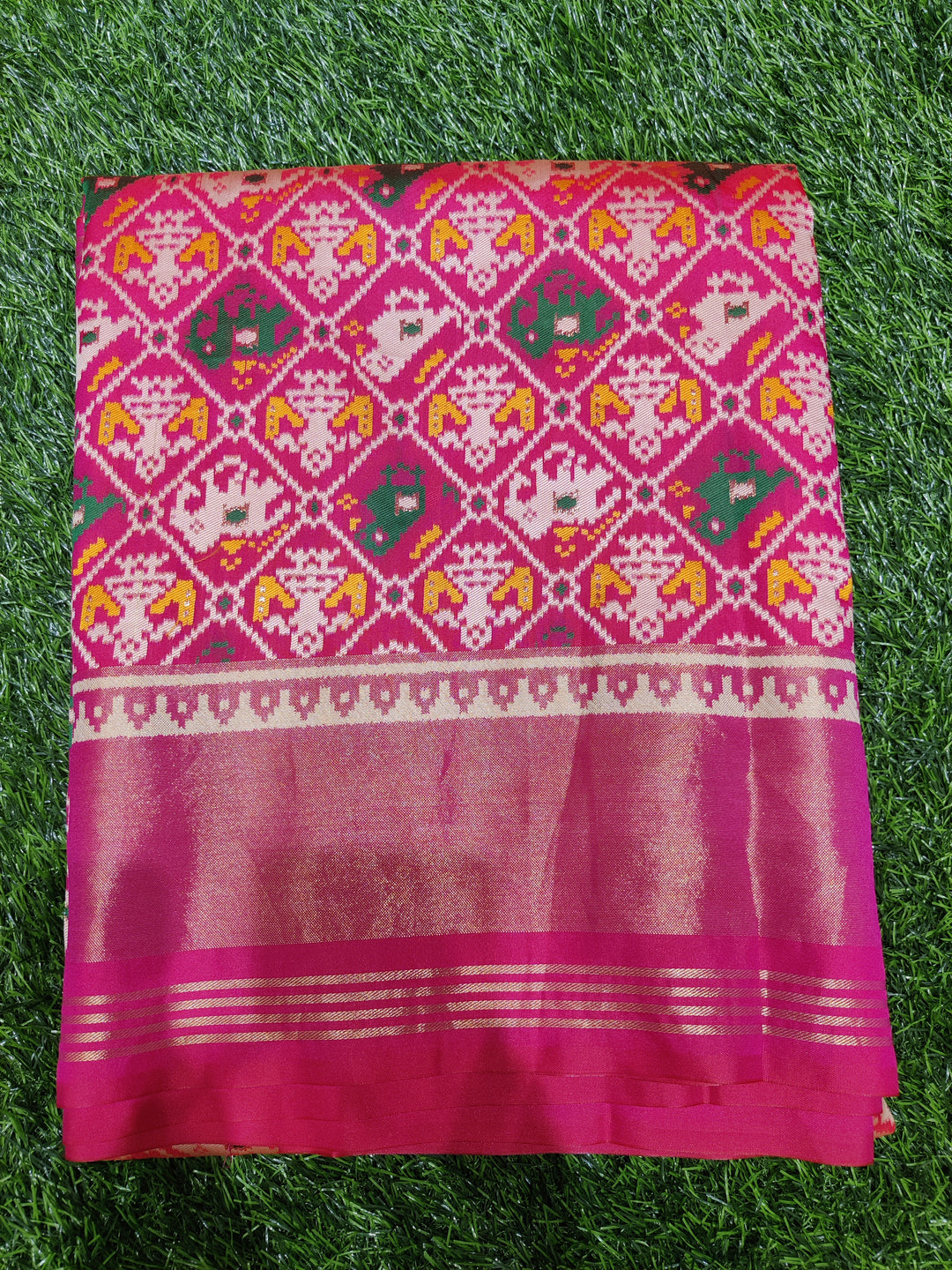 Patola Weaving Silk Saree with Traditional Ikat Diamond Weave & Rich Zari Border