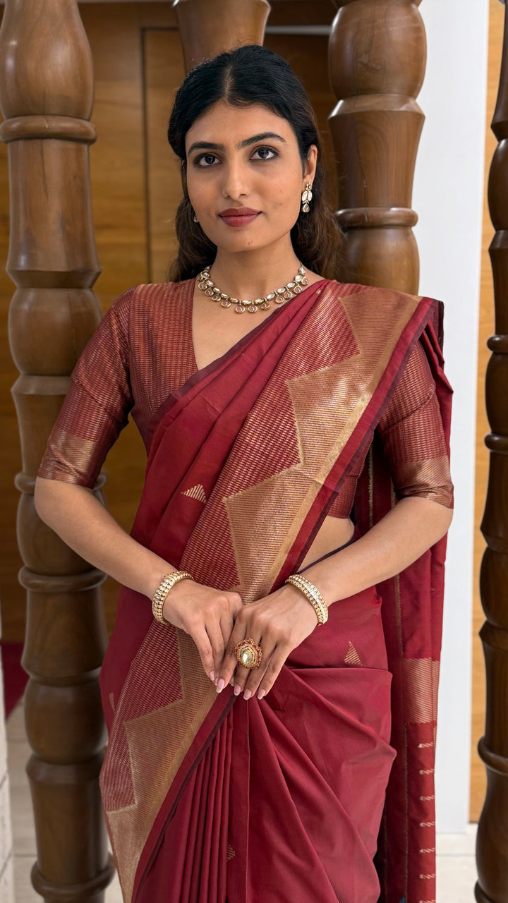 Elegant Soft Silk Saree with Geometric Zari Border Festive & Wedding Collection