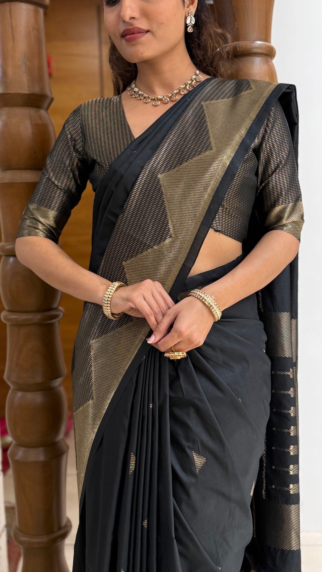 Elegant Soft Silk Saree with Geometric Zari Border Festive & Wedding Collection