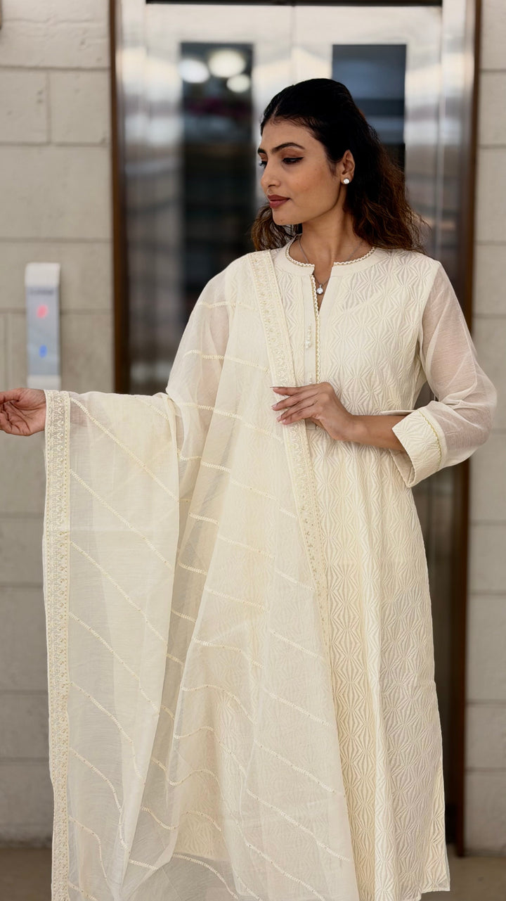 Ivory White Embroidered Kurta Set with Dupatta & Straight Pants