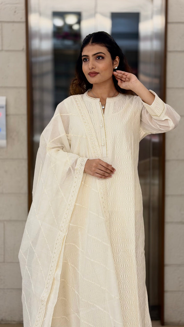 Ivory White Embroidered Kurta Set with Dupatta & Straight Pants