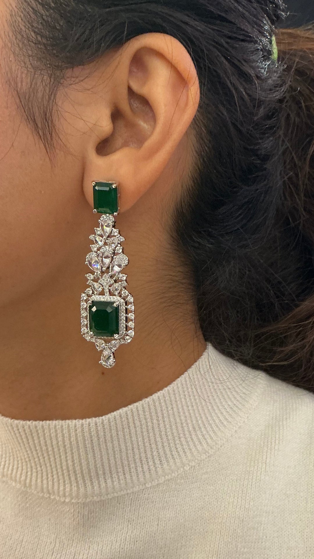 Luxury Emerald Cut Green Crystal Statement Necklace Set in Silver Finish