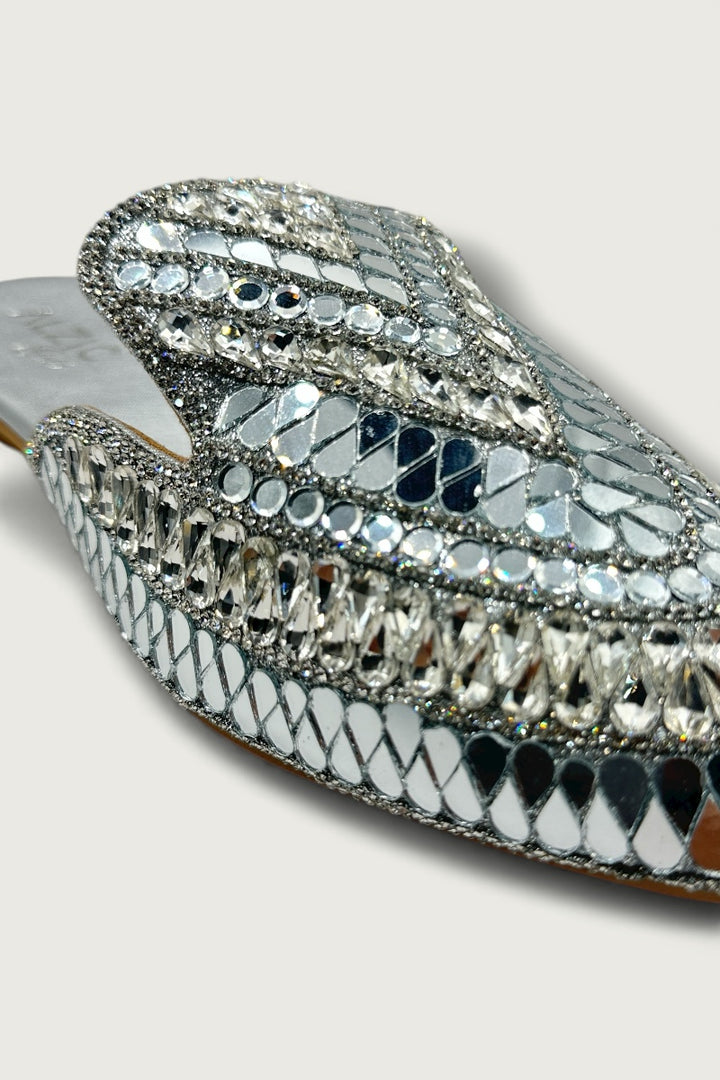 Premium Silver Mirror-Work Jutti – Bridal & Festive Designer Footwear