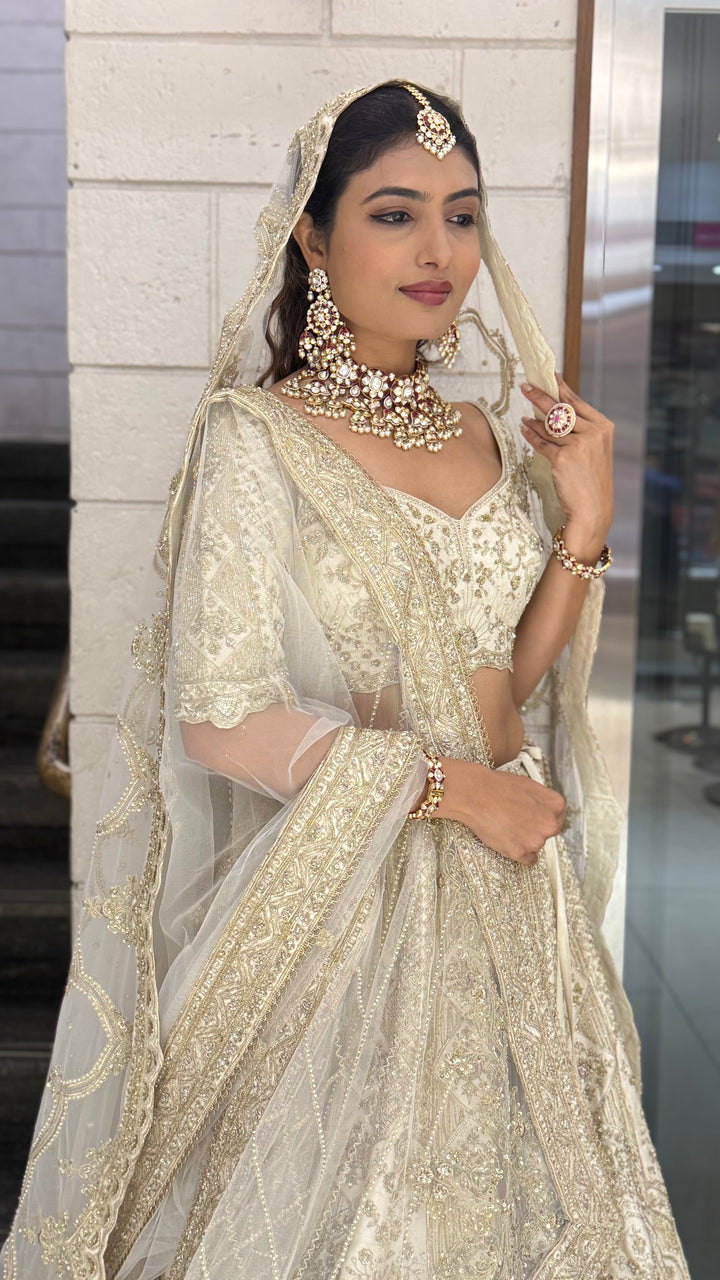 Ivory Gold Heavy Embroidered Bridal Lehenga with Net Dupatta – Royal Wedding Collection