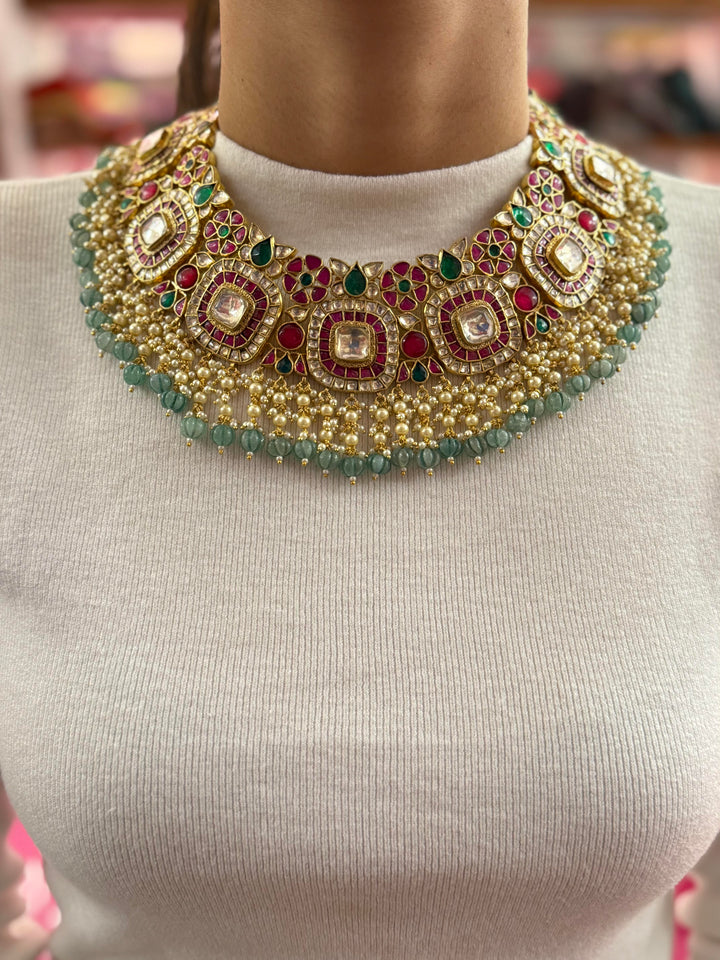 Bridal Kundan Choker Necklace Set with Green Beads & Maang Tikka