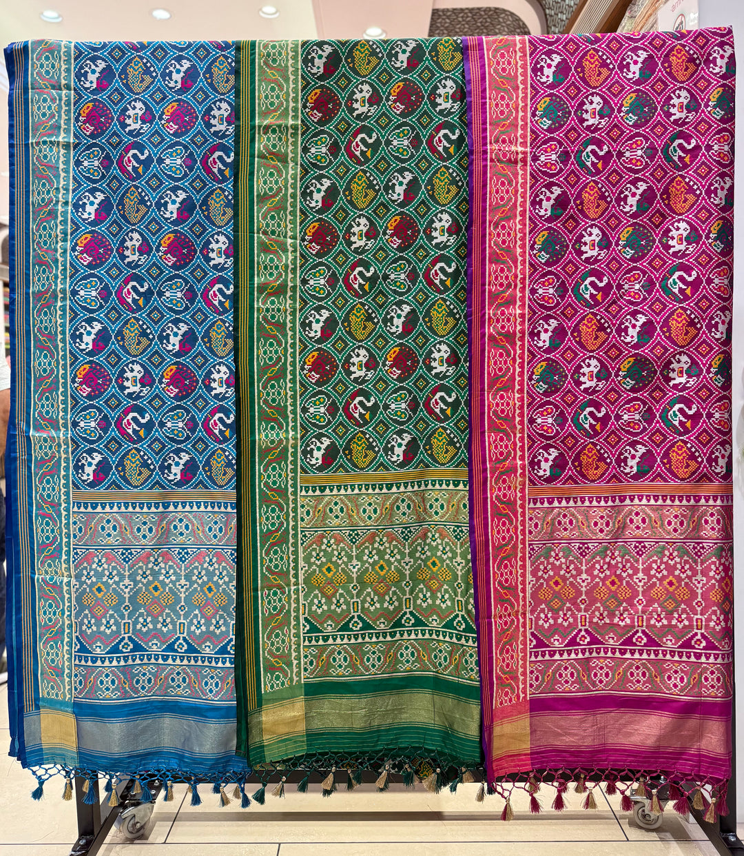Royal Green Kunjar Bhat Patola Saree – Chowkdi Layout Inspired Double Ikat Weaving